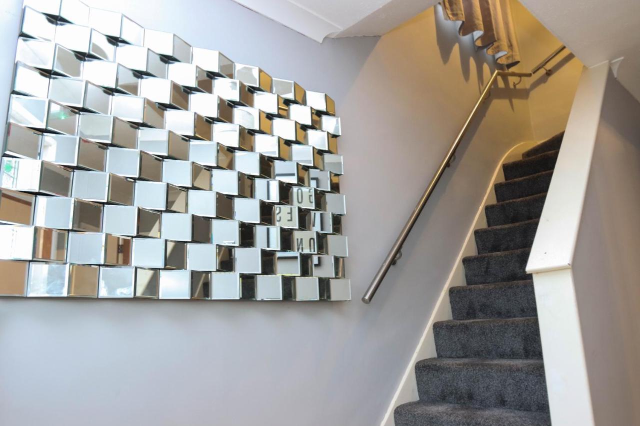 The Grey Haven Birmingham Villa ภายนอก รูปภาพ